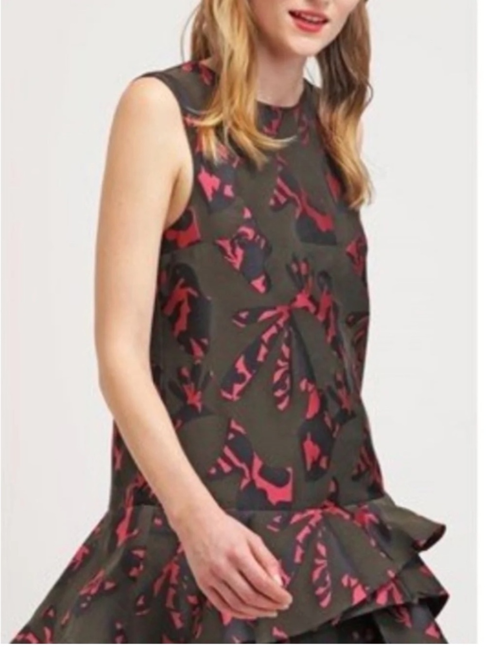 B&R Sleevelss ruffed hemmed shift dress